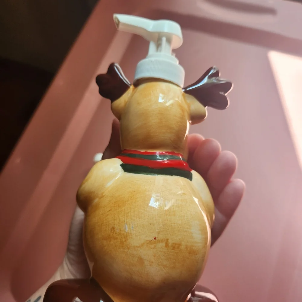 Vintage Snowman and Reindeer Soap Lotion Dispenser Set  Christmas 🎄 Holiday